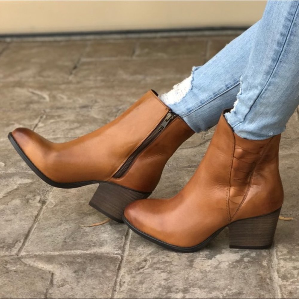 Cognac Cow Hide Leather Woven Side Boho Boots